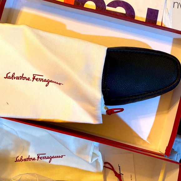 Brand new never used loafers with dust bag & Box made in Italy - Picture 4 of 7